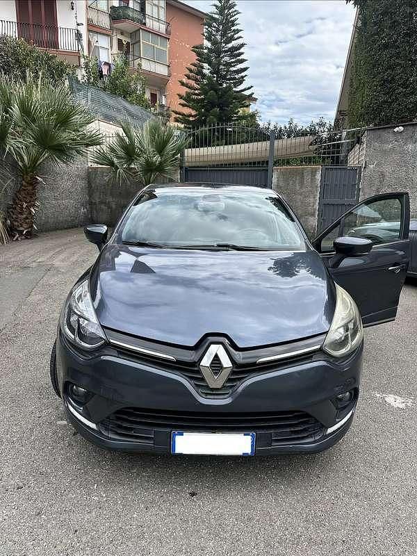 Usata Renault Clio IV Life 75 CV (55 kW) 2017 Berlina