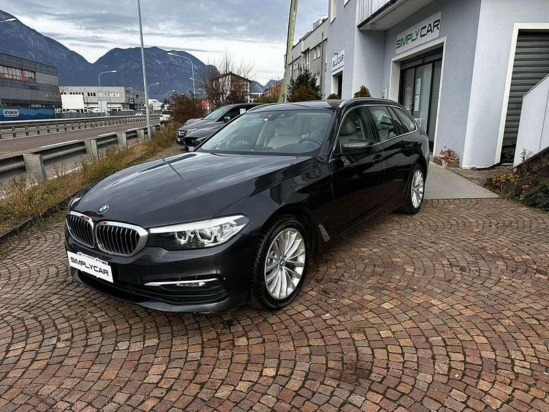 Grigio Usata 2019 BMW 530 Station wagon | 20.990 € (Molto cara) - Immagine 1/4
