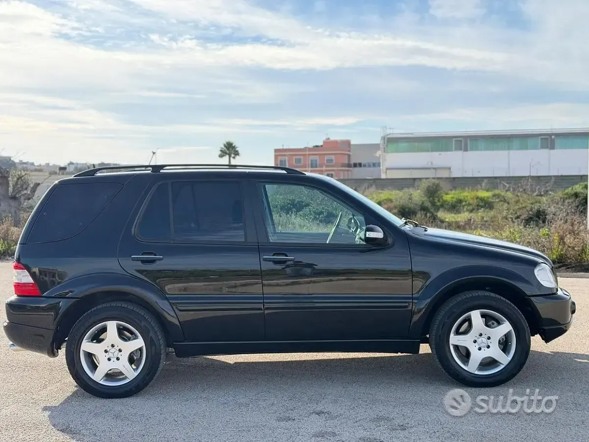 Usata Mercedes ML400 AMG 250 CV (183 kW) 2004 Nero SUV
