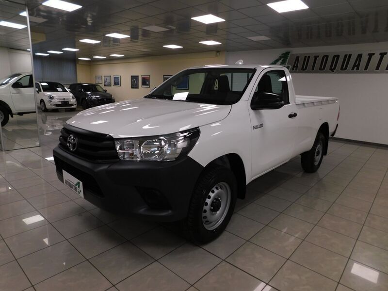 Usato 2024 Toyota HiLux 2.4 Diesel 150 CV (29.200 €) 25040 gianico