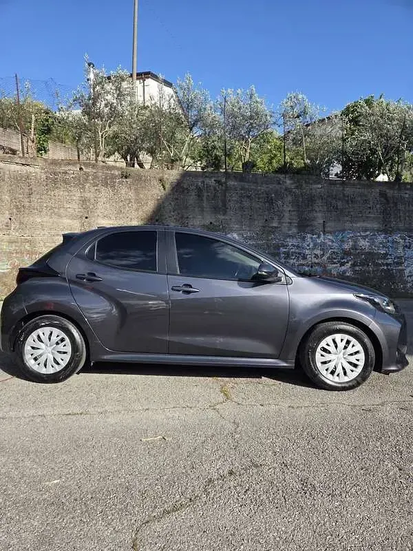 Usata Toyota Yaris Trend 72 CV (52 kW) 2022 Utilitaria
