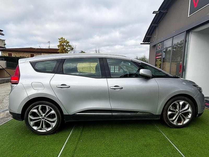 Usata Renault Grand Scénic IV 110 CV (80 kW) 2017 Argento Monovolume