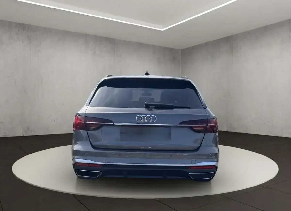 Usata Audi A4 S-Line 163 CV (119 kW) 2022 Grigio Station wagon