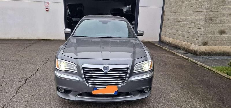 Usata Lancia Thema Platinum 239 CV (175 kW) 2013 Berlina