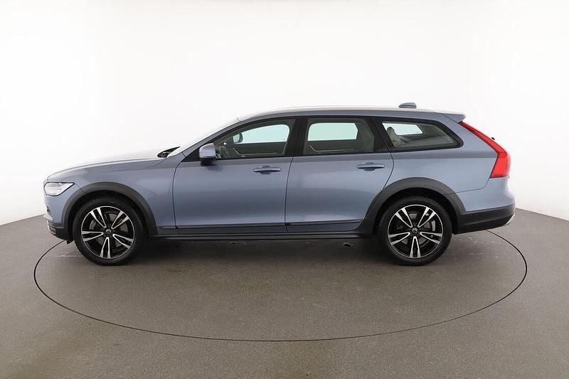 Usata Volvo V90 CC Pro 235 CV (172 kW) 2018 Blu Station wagon