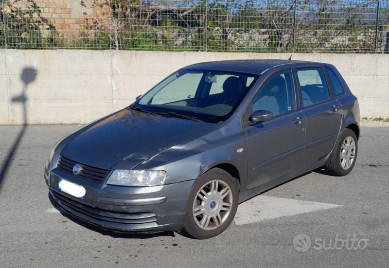 Usata Fiat Stilo 2004 Grigio Berlina