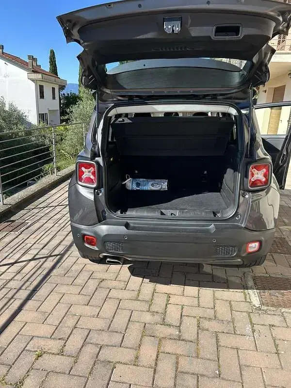 Usata Jeep Renegade Limited 131 CV (96 kW) 2021 SUV