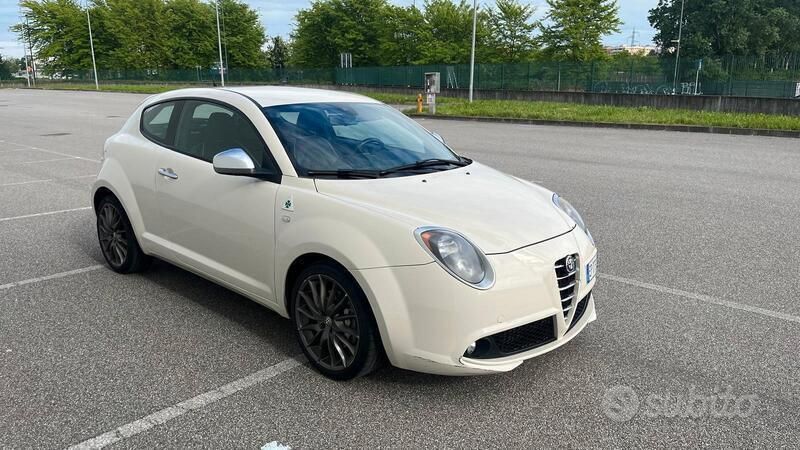 Usata Alfa Romeo MiTo 170 CV (125 kW) 2013 Bianco Utilitaria