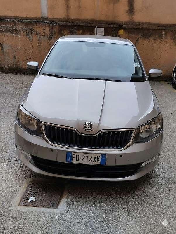 Usata Skoda Fabia Ambition 75 CV (55 kW) 2016 Grigio Berlina