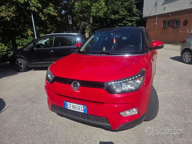 Usata Ssangyong (KGM) Tivoli 2016 Rosso SUV