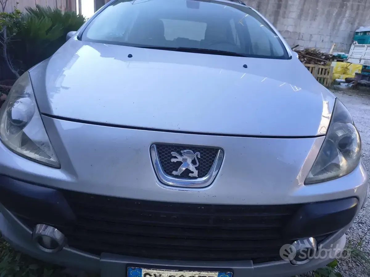 Usata Peugeot 307 90 CV (66 kW) 2005 Grigio Station wagon