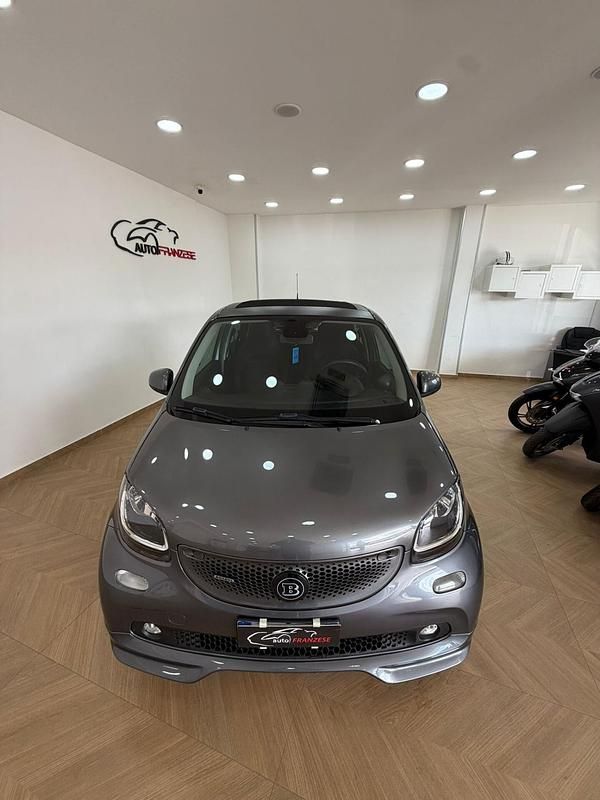 Usata Smart ForFour Prime 89 CV (65 kW) 2017 Grigio Utilitaria