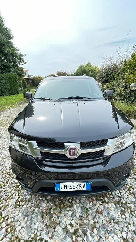 Usata Fiat Freemont 170 CV (125 kW) 2013 Nero SUV