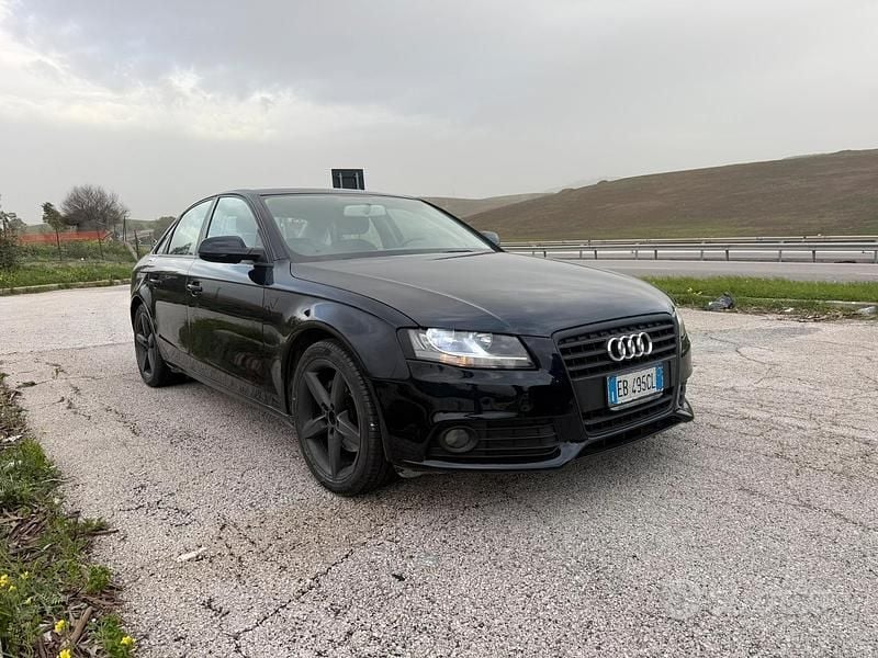 Usata Audi A4 2010 Blu Berlina