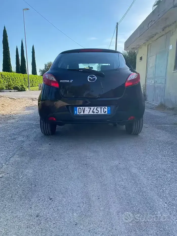 Usata Mazda 2 75 CV (55 kW) 2009 Utilitaria