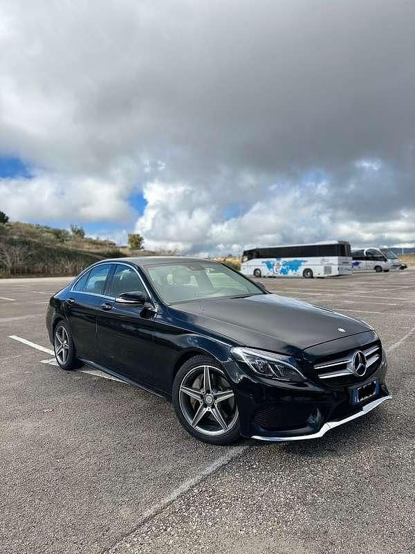Usata Mercedes C300e Premium 204 CV (150 kW) 2015 Nero Berlina