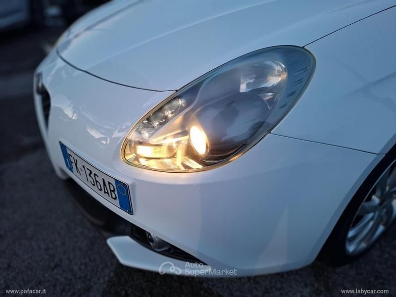 Usata Alfa Romeo Giulietta Super 120 CV (88 kW) 2017 Bianco Berlina