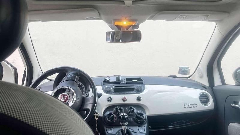 Usata Fiat 500 Lounge 69 CV (50 kW) 2007 Bianco Utilitaria