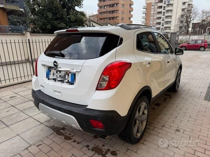 Usata Opel Mokka Cosmo 116 CV (85 kW) 2014 Bianco SUV