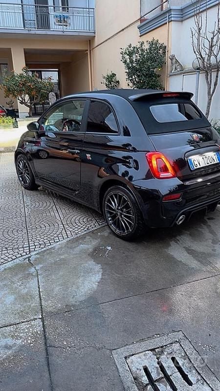 Usata Abarth 595C 165 CV (121 kW) 2025 Nero Cabrio