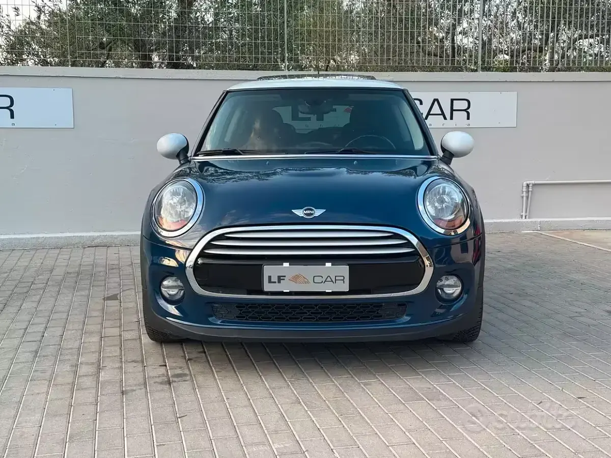 Usata Mini Cooper D 116 CV (85 kW) 2014 Bluazzurro Utilitaria