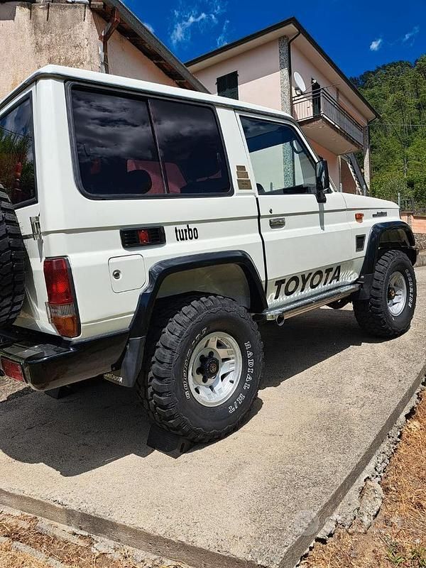 Usata Toyota Land Cruiser 1990 Bianco SUV