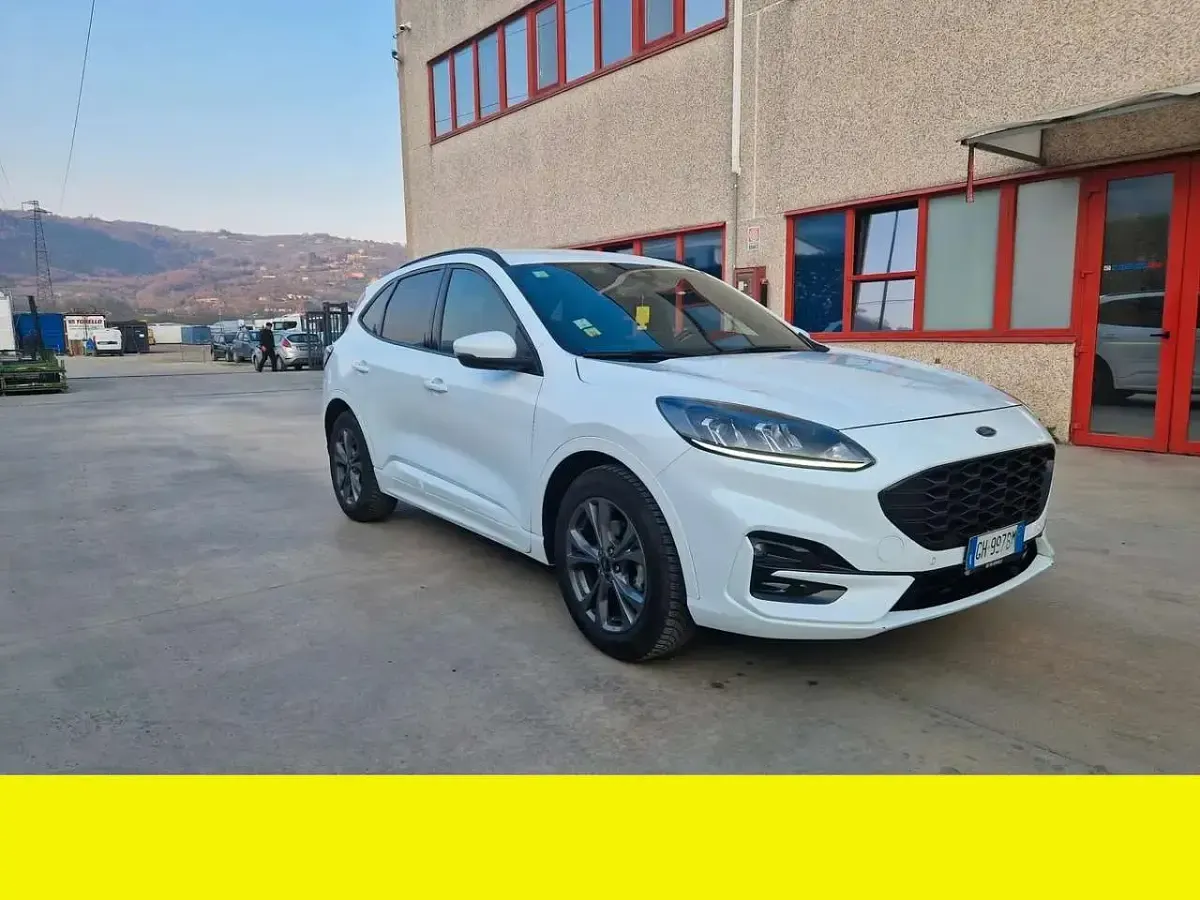 Usata Ford Kuga 150 CV (110 kW) 2022 Other SUV