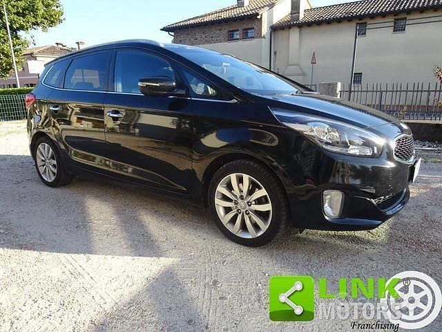 Nero Usata 2013 Kia Carens Monovolume | 5900 € (Ottimo prezzo) - Immagine 1/4