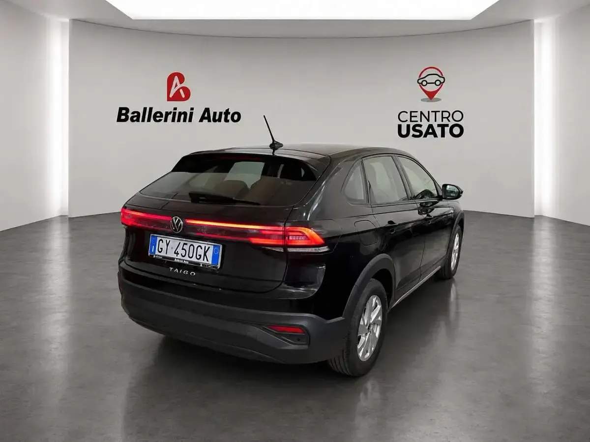 Usata VW Taigo R-line 116 CV (85 kW) 2025 Nero SUV