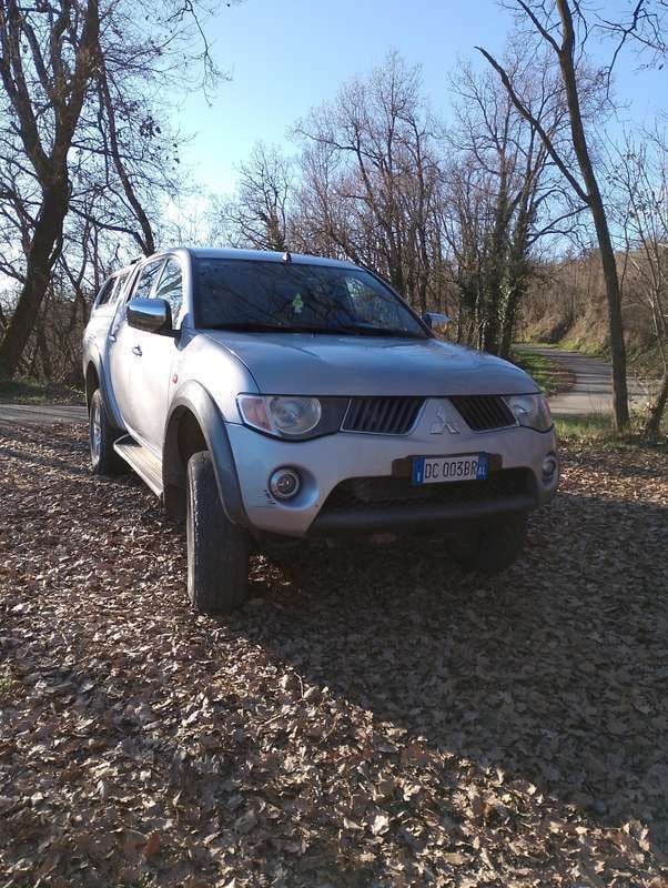 Usata 2006 Mitsubishi L200 Invite Pick-up | 11.500 € (Buon prezzo) - Immagine 1/4