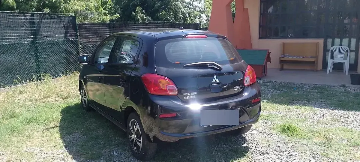Usata Mitsubishi Space Star 71 CV (52 kW) 2019 Nero Utilitaria