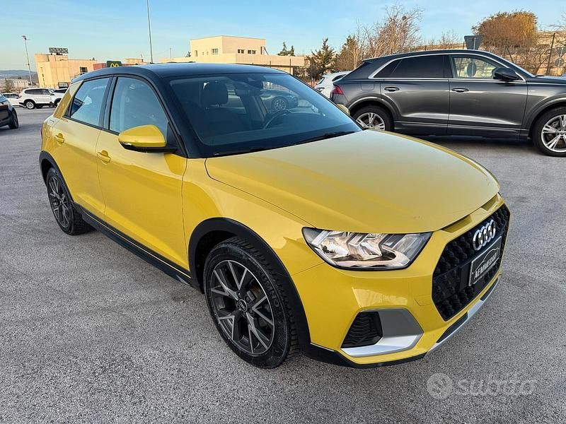 Käytetty Audi A1 150 HP (110 kW) 2021 Keltainen Katumaasturi
