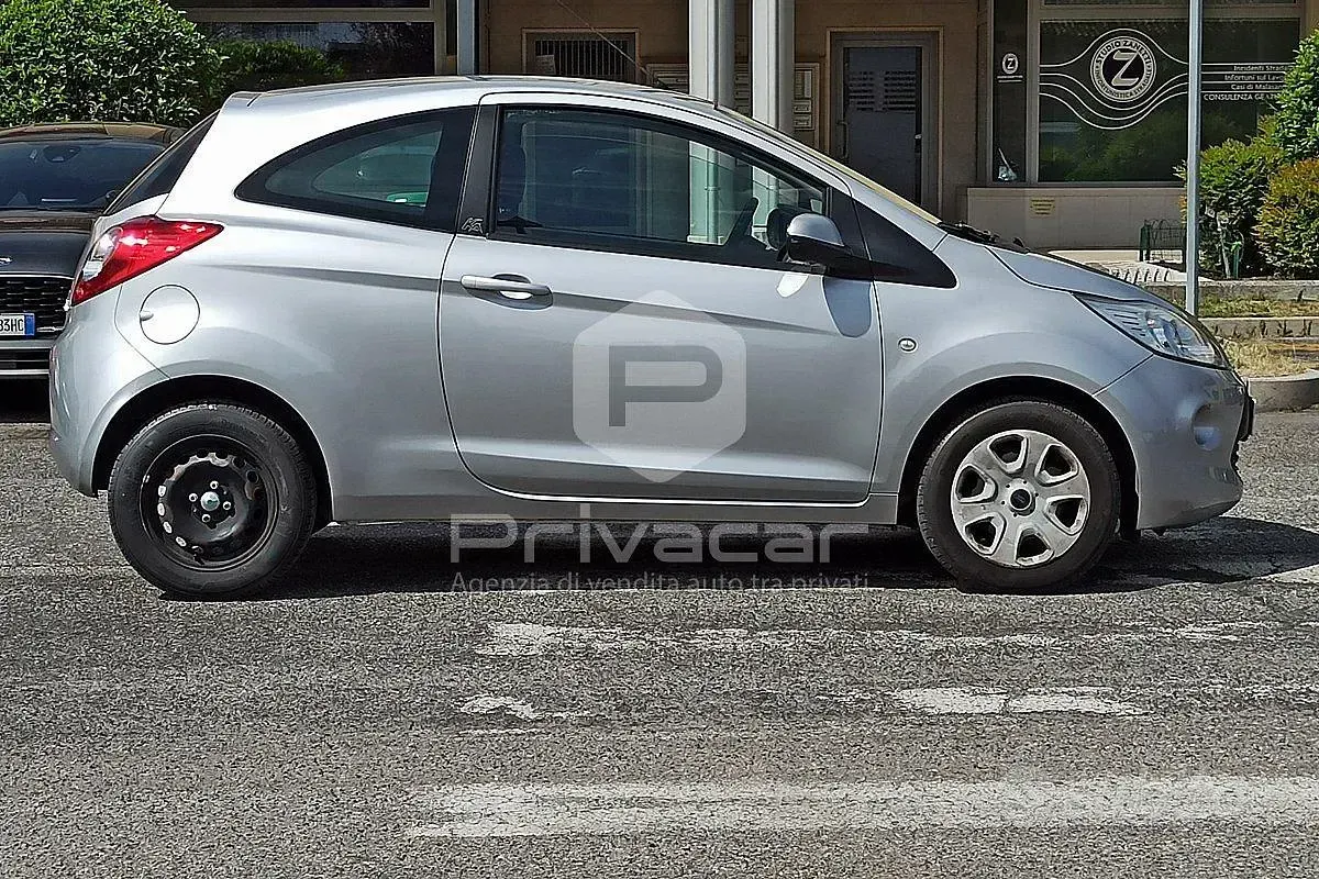 Usata Ford Ka Plus 69 CV (50 kW) 2016 Grigio Utilitaria