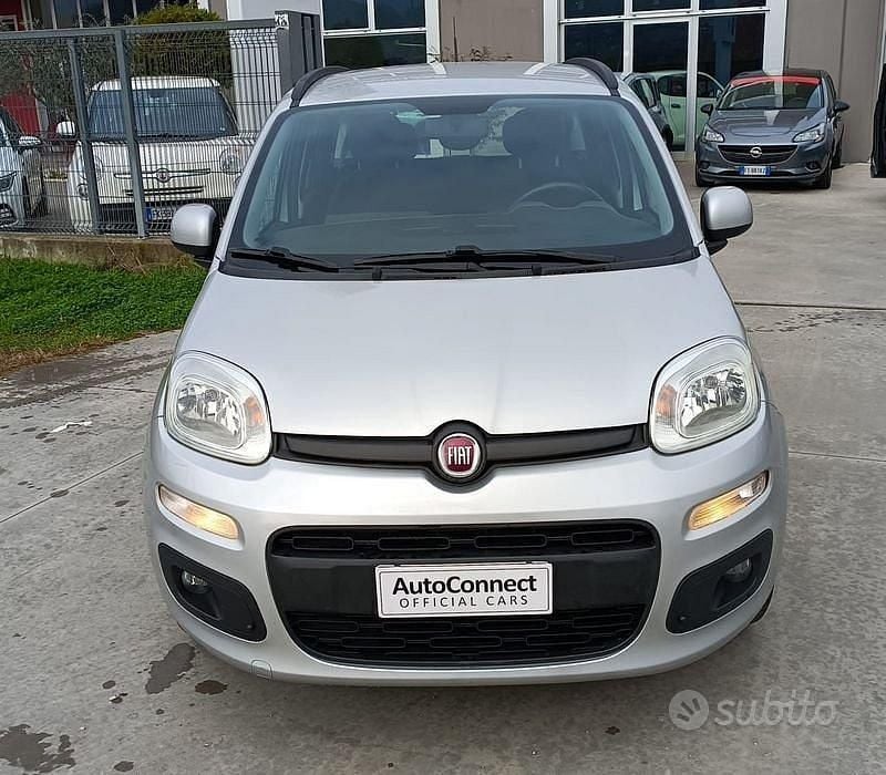 Usata Fiat Panda Lounge 69 CV (50 kW) 2019 Grigio Utilitaria