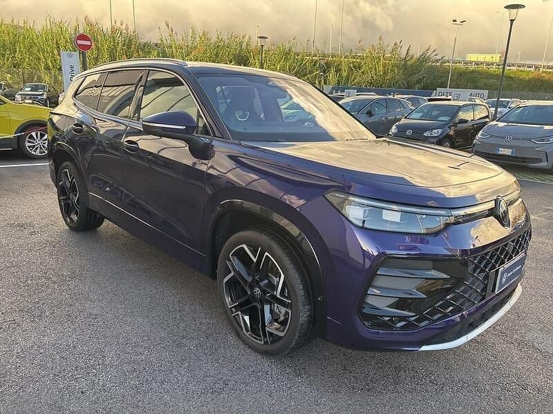 Usata VW Tayron R-line Plus 204 CV (150 kW) 2025 Lilla SUV
