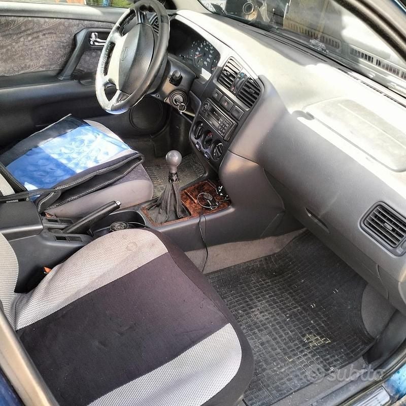 Usata Nissan Primera 1999 Berlina