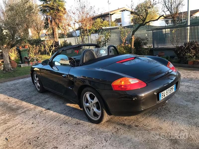 Second-hand Porsche Boxster 228 CP (167 kW) 2002 Negru Cabrio