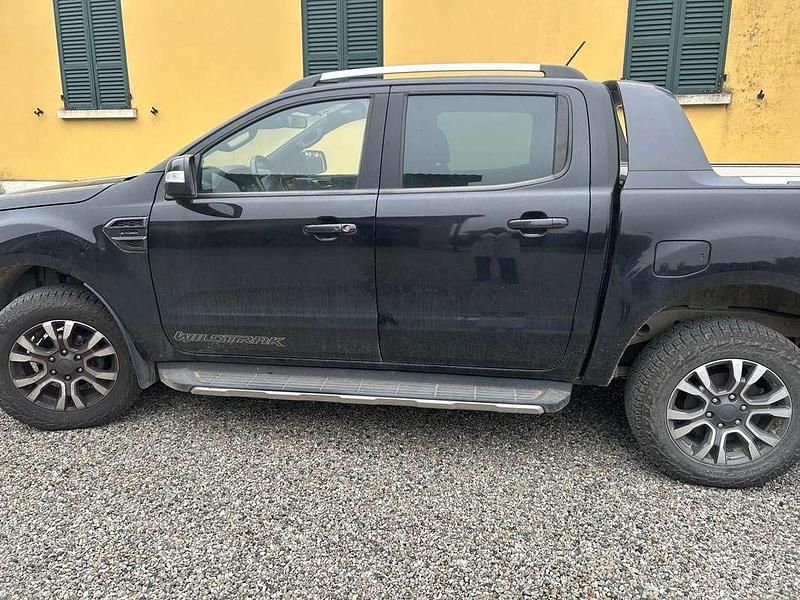 Usata Ford Ranger Limited 213 CV (156 kW) 2021 Pick-up