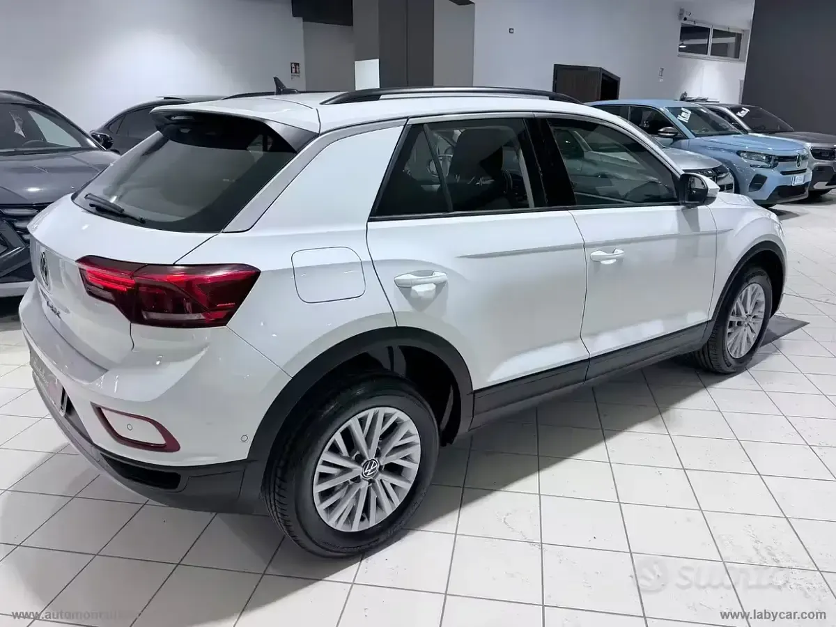Usata VW T-Roc R-line 110 CV (80 kW) 2022 Bianco SUV