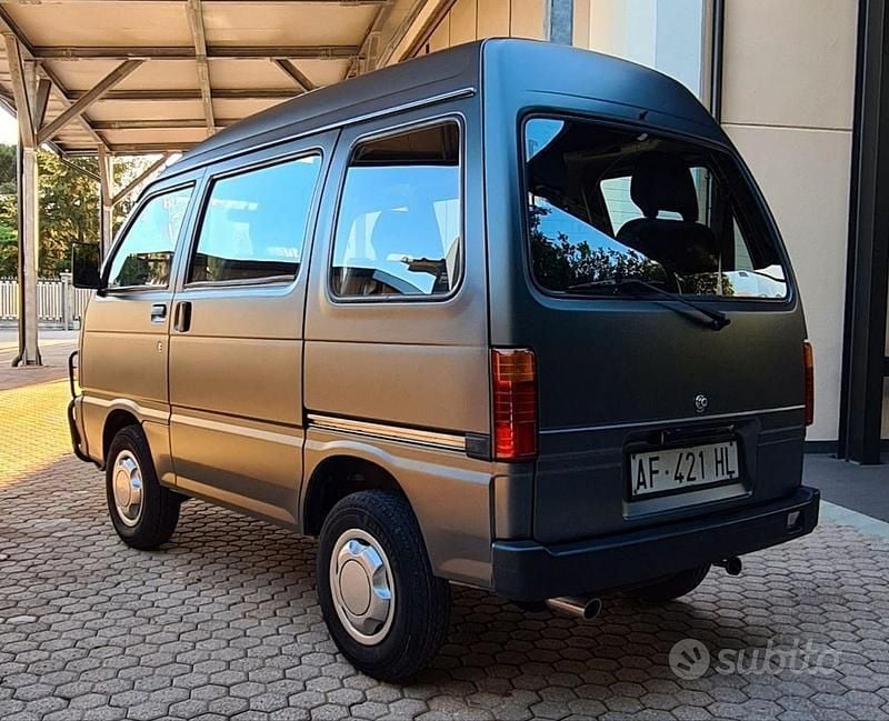 Usata Piaggio Porter 48 CV (35 kW) 1996 Grigio Monovolume