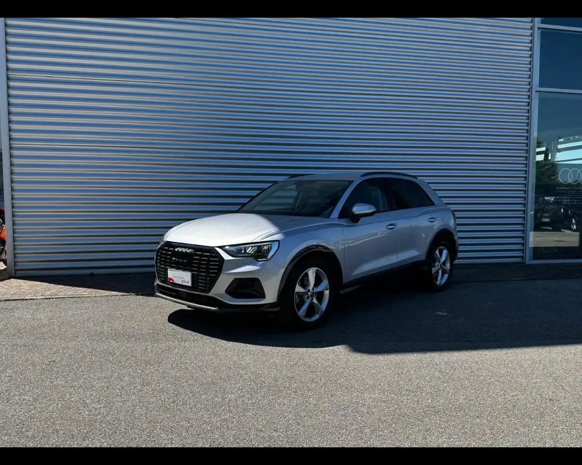 Usata Audi Q3 Advanced 150 CV (110 kW) 2022 Bianco SUV
