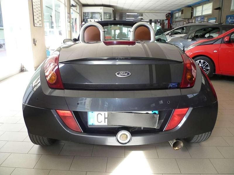 Begagnad Ford StreetKa S 95 HK (69 kW) 2003 Grå Cab