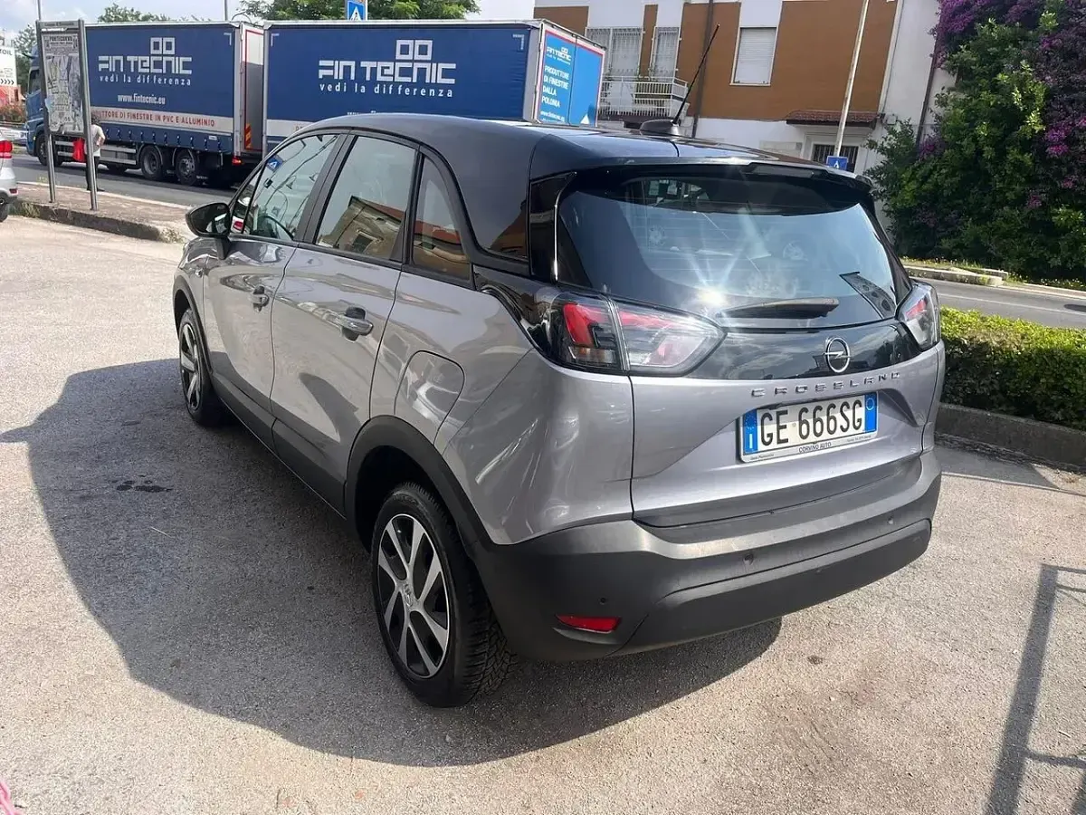 Usata Opel Crossland 120 CV (88 kW) 2020 Grigio SUV