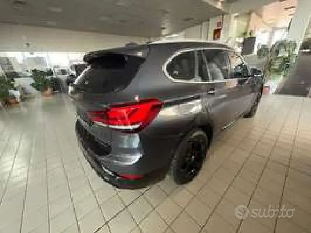 Usata BMW X1 Advantage 125 CV (91 kW) 2022 Grigio SUV