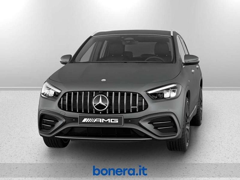 Grigio montagna magno manufakt Nuova 2025 Mercedes GLA45 AMG Premium SUV | 69.600 € - Immagine 1/4