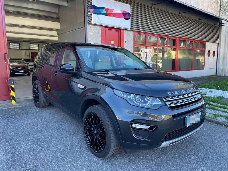 Grigio Usata 2019 Land Rover Discovery Sport HSE Luxury SUV | 19.600 € (Buon prezzo) - Immagine 1/4