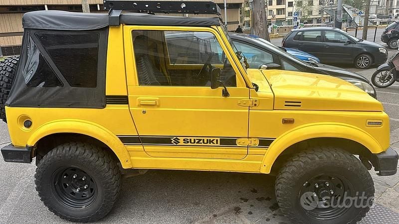 Usata Suzuki Samurai 69 CV (50 kW) 1995 Giallo SUV