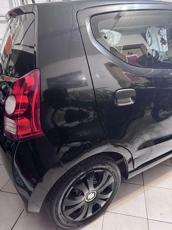 Usata Suzuki Alto 54 CV (39 kW) 2010 Utilitaria