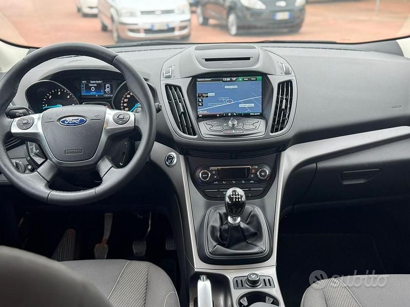 Usata Ford Kuga 2016 Grigio SUV