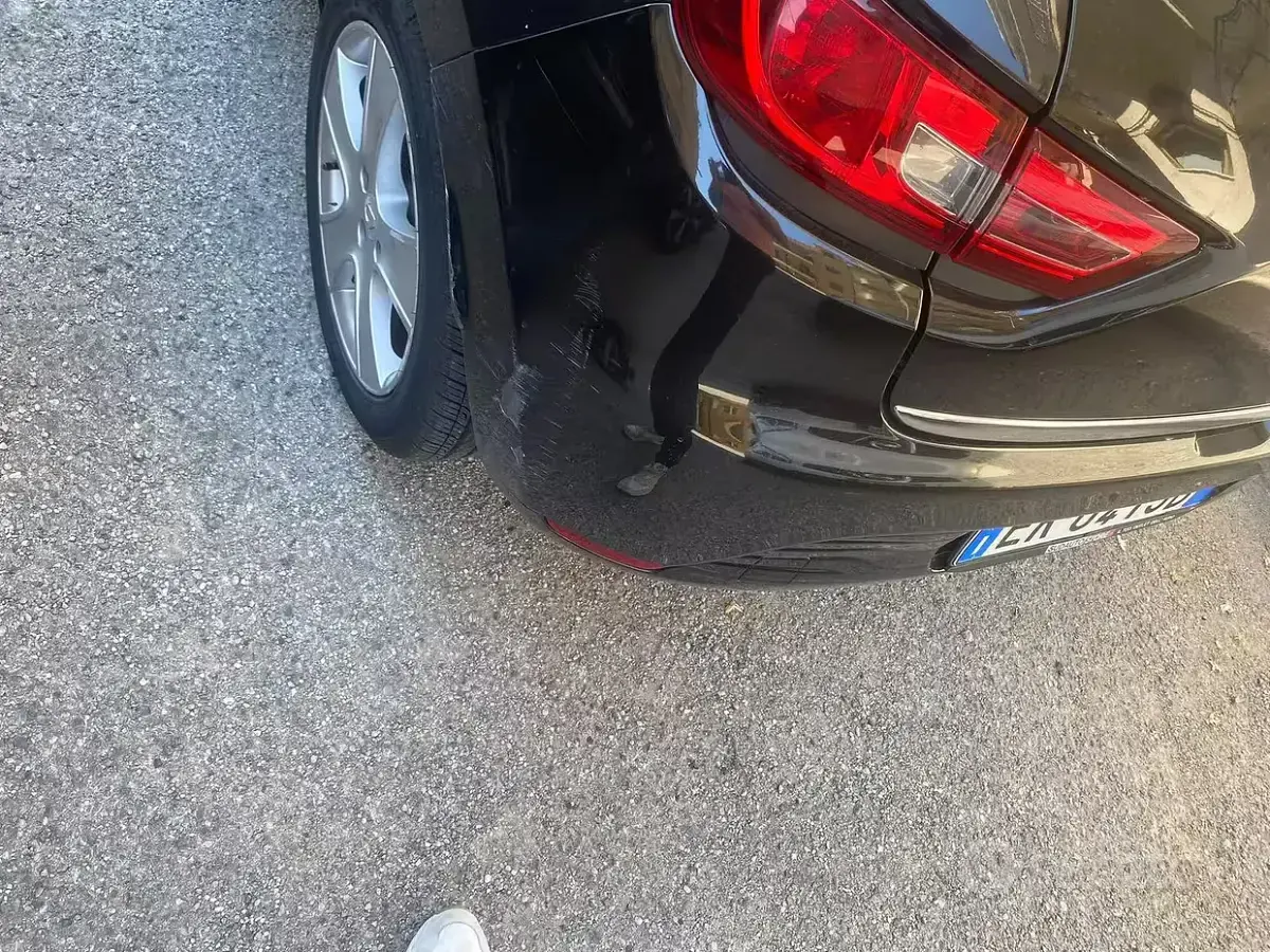 Usata Renault Clio 90 CV (66 kW) 2013 Nero Utilitaria
